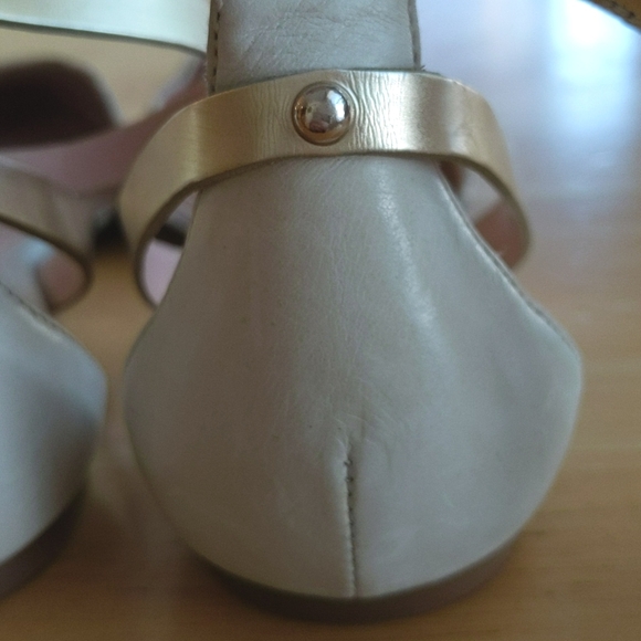 Enzo Angiolini Leather Pointy Toe Snake Flats with Ankle Strap - Picture 7 of 16